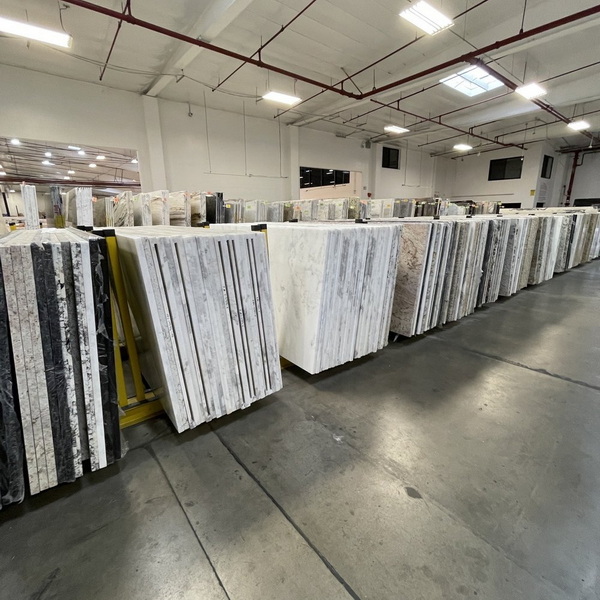 Where To Buy Affordable Carrara Marble Slabs in Los Angeles?