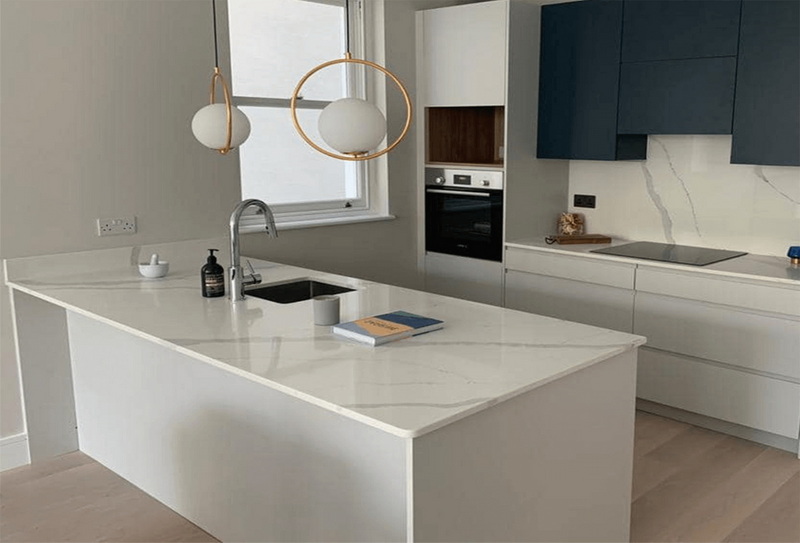 What Are The Latest Trends in Calacatta Michelangelo Porcelain Slab Countertops?