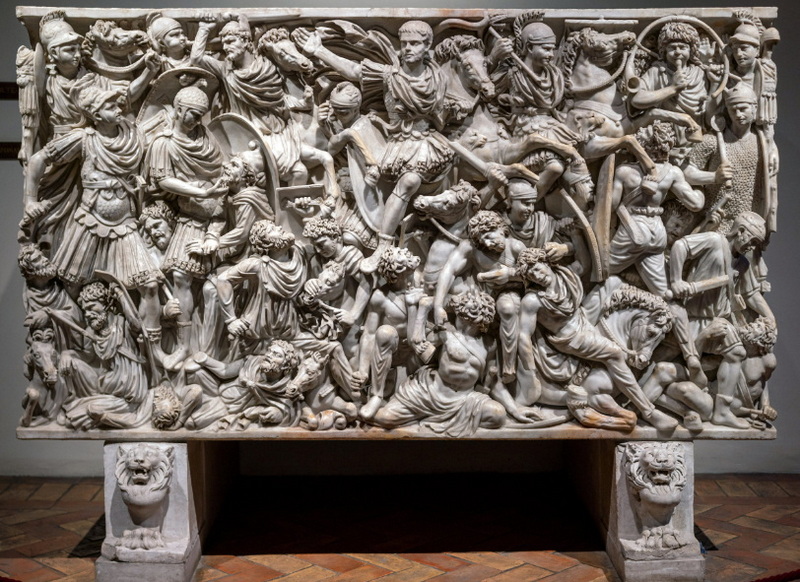 Romans Use One Slab of Marble _1