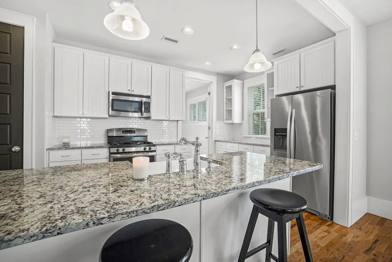 Carrara Marble Vs Calacatta