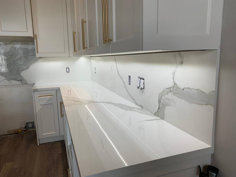Porcelain Slab Countertop And Backsplash