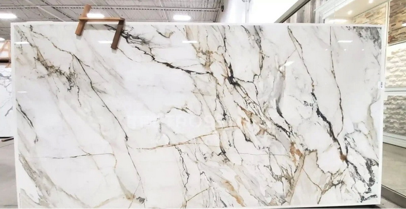 Calacatta Sintered Stone
