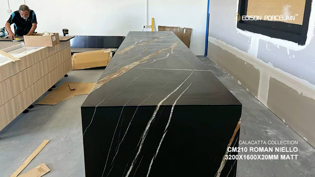 CM210 Roman Niello 3200X1600X20MM MATT