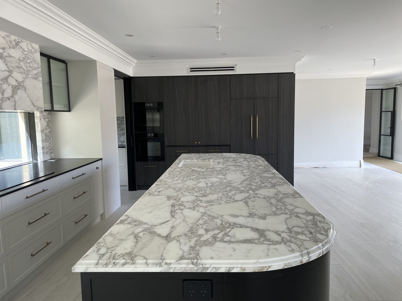 How To Choose The Right Edge for Porcelain Slabs