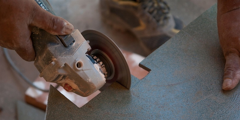 Professional Tile Cutter Hire