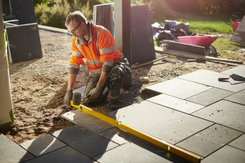 What Should You Know Before Installing Porcelain Slabs?