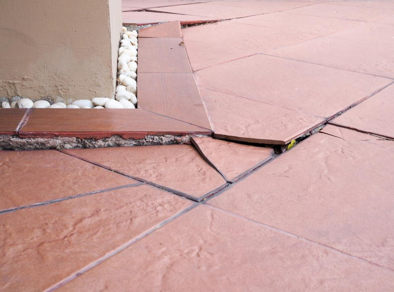 outdoor tile with cracks