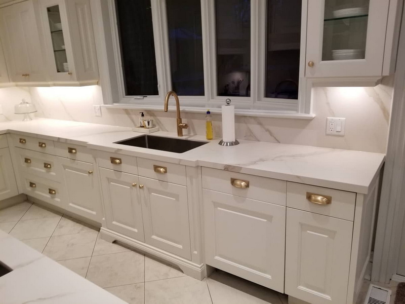 Laminam Calacatta Oro Venato Soft Touch Procelain Kitchen Backsplash