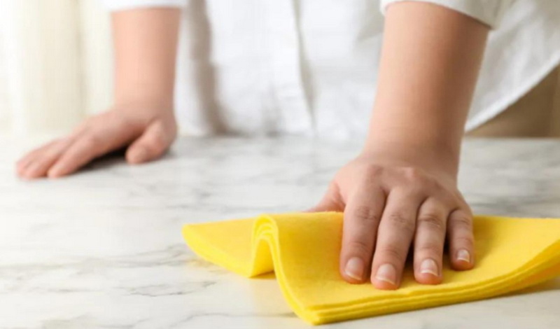 Clean A Slab of Marble_4