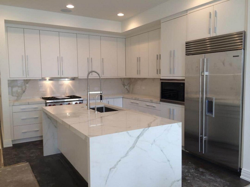 Do White Porcelain Slab Countertops Stain Easily?