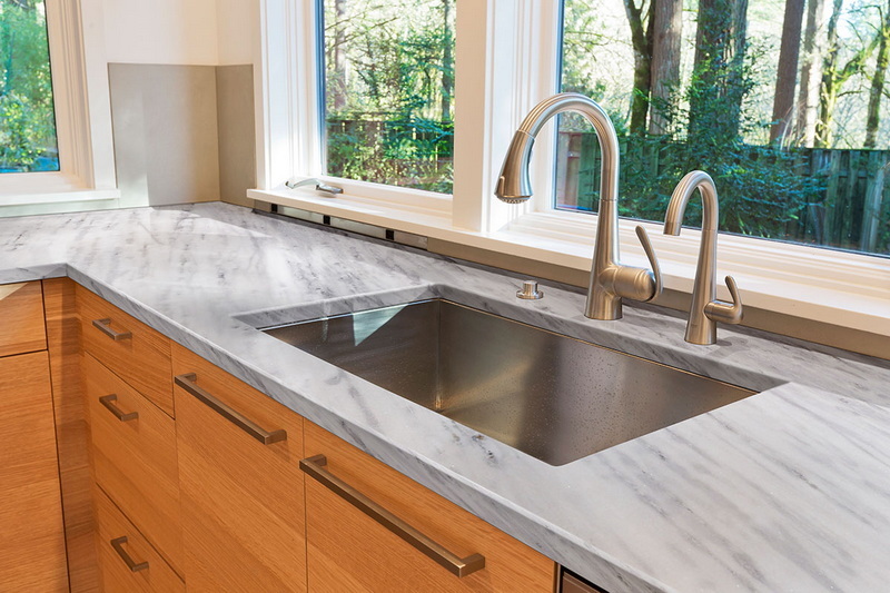 white marble countertop